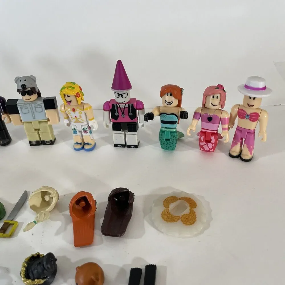 Roblox Figure Lot 12 Figures Plus Accessories Wings No Codes